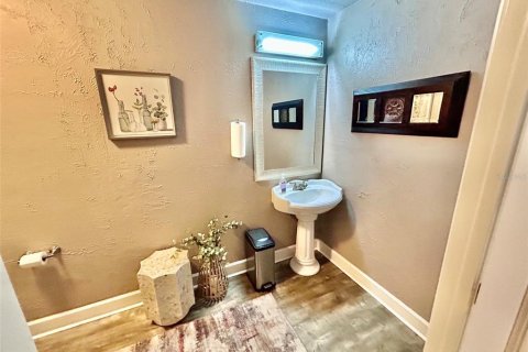 Immobilier commercial à louer à Chiefland, Floride: 304.07 m2 № 2425320 - photo 20