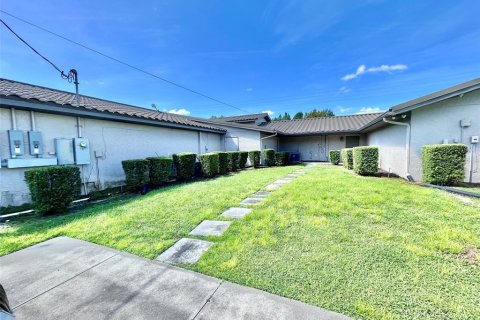 Immobilier commercial à louer à Chiefland, Floride: 304.07 m2 № 2425320 - photo 15