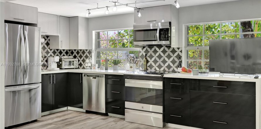 Casa en Miami, Florida 2 dormitorios, 133.97 m2 № 1991825