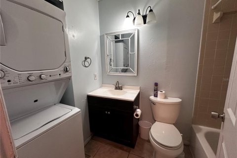Condominio en alquiler en Land O' Lakes, Florida, 2 dormitorios, 95.88 m2 № 1903359 - foto 7