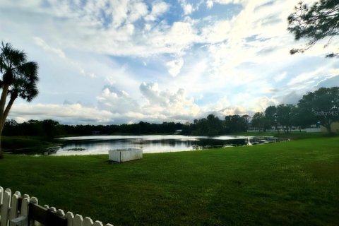 Condominio en alquiler en Land O' Lakes, Florida, 2 dormitorios, 95.88 m2 № 1903359 - foto 10