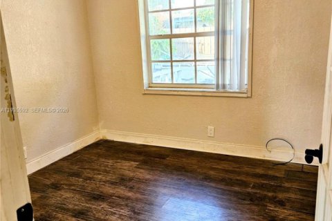 Снять в аренду виллу или дом в Норт-Лодердейл, Флорида 3 спальни, 106.93м2, № 1993710 - фото 21