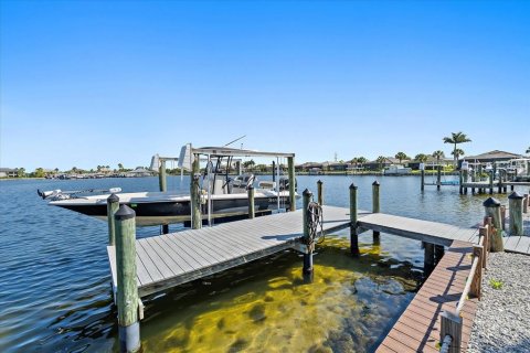 Casa en venta en Bradenton, Florida, 3 dormitorios, 190.17 m2 № 2128775 - foto 4