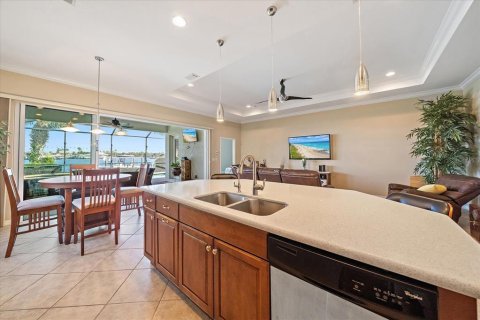 Casa en venta en Bradenton, Florida, 3 dormitorios, 190.17 m2 № 2128775 - foto 12