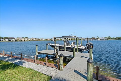 Casa en venta en Bradenton, Florida, 3 dormitorios, 190.17 m2 № 2128775 - foto 3