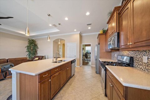 Casa en venta en Bradenton, Florida, 3 dormitorios, 190.17 m2 № 2128775 - foto 13