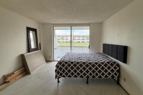 Condo in North Palm Beach, Florida, 2 bedrooms № 2176779 - photo 20