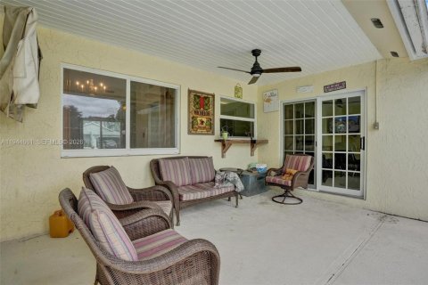 Villa ou maison à vendre à Cooper City, Floride: 3 chambres, 181.25 m2 № 2009633 - photo 12