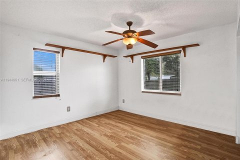 Villa ou maison à vendre à Cooper City, Floride: 3 chambres, 181.25 m2 № 2009633 - photo 20