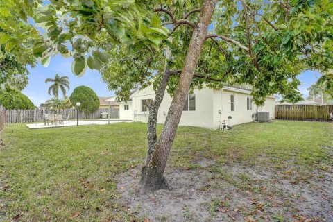 Villa ou maison à vendre à Cooper City, Floride: 3 chambres, 181.25 m2 № 2009633 - photo 10