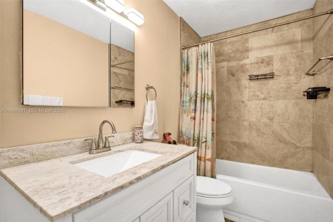 Villa ou maison à vendre à Cooper City, Floride: 3 chambres, 181.25 m2 № 2009633 - photo 22