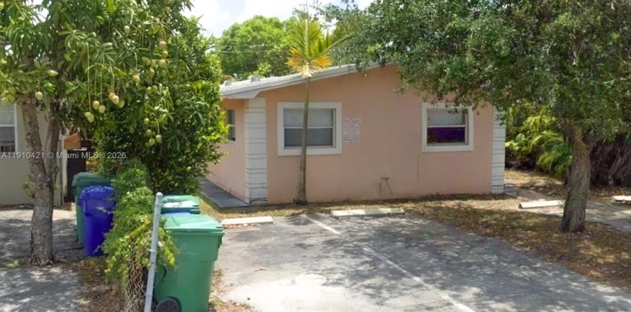 Дом в Форт-Лодердейл, Флорида 2 спальни, 133.78м2 № 1966589