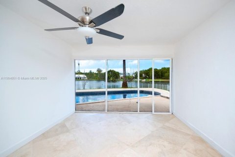 Villa ou maison à vendre à Plantation, Floride: 4 chambres, 249.26 m2 № 1956536 - photo 12