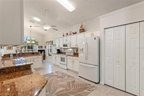 Casa en venta en Davenport, Florida, 2 dormitorios, 163.51 m2 № 2225585 - foto 4