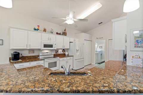 Casa en venta en Davenport, Florida, 2 dormitorios, 163.51 m2 № 2225585 - foto 16