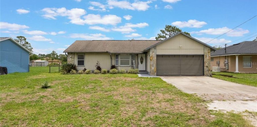Casa en DeLand, Florida 3 dormitorios, 102.38 m2 № 1771284