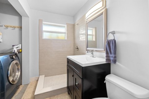 Casa en venta en Lighthouse Point, Florida, 3 dormitorios, 188.41 m2 № 2246407 - foto 23