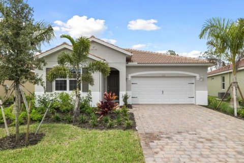 House in Punta Gorda, Florida 3 bedrooms, 168.71 sq.m. № 2117086