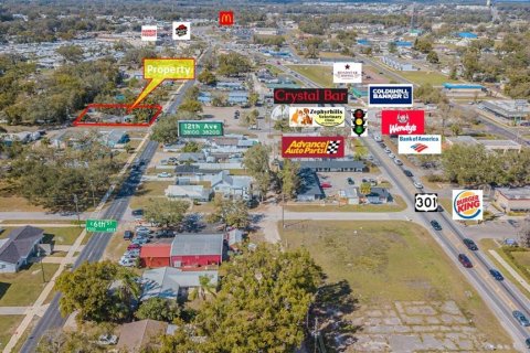 Commercial property in Zephyrhills, Florida 111.48 sq.m. № 1751469 - photo 1