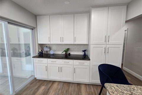 Casa en venta en Spring Hill, Florida, 3 dormitorios, 126.44 m2 № 2113722 - foto 9