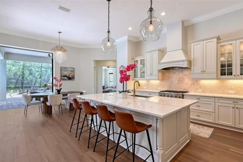 Villa ou maison à vendre à Lakewood Ranch, Floride: 3 chambres, 328.04 m2 № 1899908 - photo 16