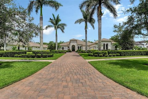Villa ou maison à vendre à Lakewood Ranch, Floride: 3 chambres, 328.04 m2 № 1899908 - photo 6