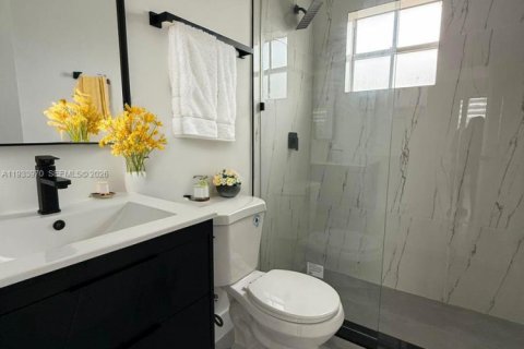 Condominio en alquiler en Pembroke Pines, Florida, 2 dormitorios, 91.51 m2 № 1998801 - foto 10