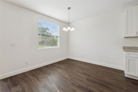 Immobilier commercial à vendre à Lakeland, Floride: 6 chambres, 350.98 m2 № 2324361 - photo 28