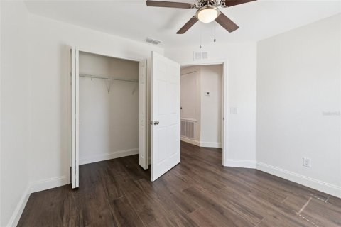Immobilier commercial à vendre à Lakeland, Floride: 6 chambres, 350.98 m2 № 2324361 - photo 15