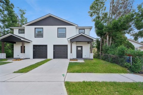 Immobilier commercial à Lakeland, Floride 6 chambres, 350.98 m2 № 2324361