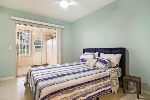 Condominio en venta en Deerfield Beach, Florida, 2 dormitorios, 78.13 m2 № 2242834 - foto 17