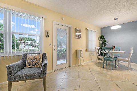 Condominio en venta en Deerfield Beach, Florida, 2 dormitorios, 78.13 m2 № 2242834 - foto 7