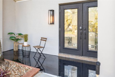 Villa ou maison à vendre à Pembroke Pines, Floride: 4 chambres, 300.35 m2 № 1939511 - photo 11
