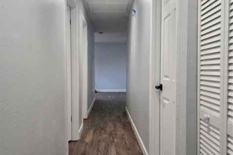 Casa en alquiler en Haines City, Florida, 4 dormitorios, 117.89 m2 № 2156500 - foto 13