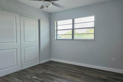 Casa en alquiler en Haines City, Florida, 4 dormitorios, 117.89 m2 № 2156500 - foto 18
