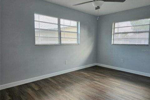 Casa en alquiler en Haines City, Florida, 4 dormitorios, 117.89 m2 № 2156500 - foto 20
