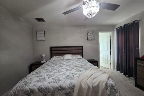 Villa ou maison à louer à Auburndale, Floride: 3 chambres, 133.31 m2 № 2283891 - photo 20
