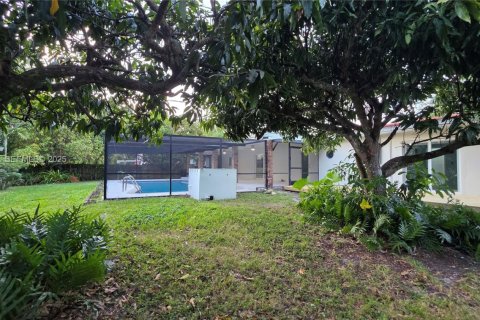 Снять в аренду виллу или дом в Майами, Флорида 4 спальни, 204.57м2, № 1992631 - фото 21