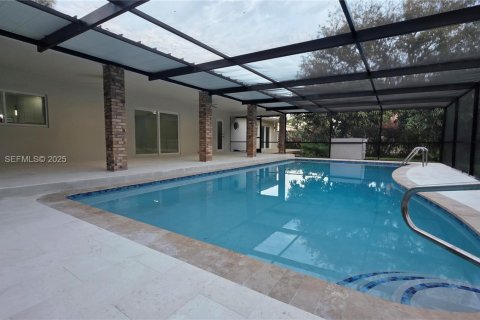 Снять в аренду виллу или дом в Майами, Флорида 4 спальни, 204.57м2, № 1992631 - фото 24