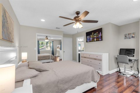 Casa en venta en Pembroke Pines, Florida, 3 dormitorios, 190.91 m2 № 2002658 - foto 23