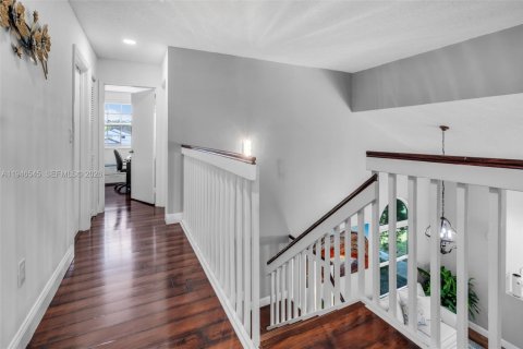 Casa en venta en Pembroke Pines, Florida, 3 dormitorios, 190.91 m2 № 2002658 - foto 19
