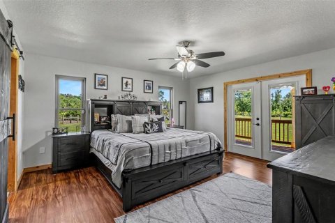 House in Sebring, Florida 5 bedrooms, 329.9 sq.m. № 2233480 - photo 5