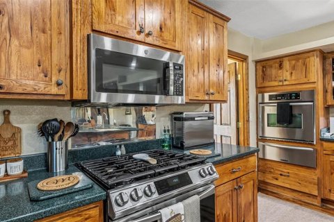 House in Sebring, Florida 5 bedrooms, 329.9 sq.m. № 2233480 - photo 14