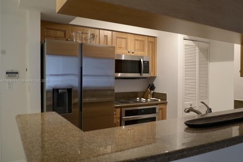 Condo in Fort Lauderdale, Florida, 1 bedroom  № 1750379 - photo 8