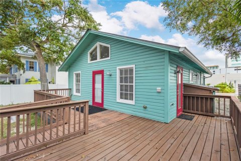 House in Sarasota, Florida 1 bedroom, 103.31 sq.m. № 1902113 - photo 12