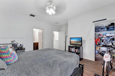 Купить таунхаус в Лодерхилл, Флорида 3 спальни, 138.98м2, № 1970093 - фото 16