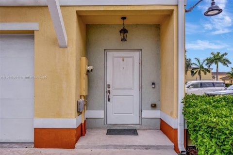 Купить таунхаус в Лодерхилл, Флорида 3 спальни, 138.98м2, № 1970093 - фото 21