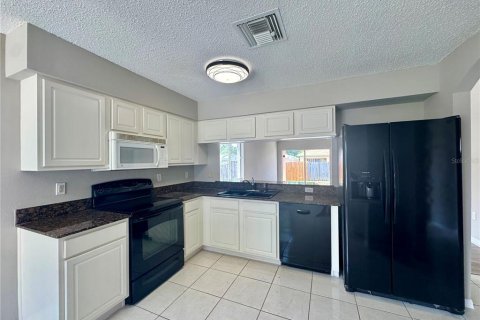 Villa ou maison à louer à Plant City, Floride: 3 chambres, 119.38 m2 № 1782466 - photo 7