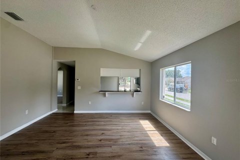 Villa ou maison à louer à Plant City, Floride: 3 chambres, 119.38 m2 № 1782466 - photo 10