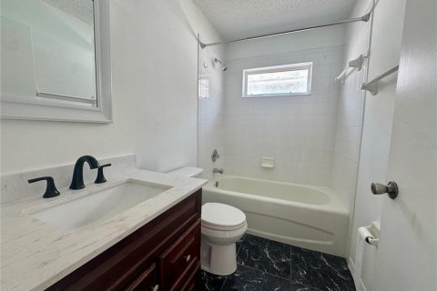 Villa ou maison à louer à Plant City, Floride: 3 chambres, 119.38 m2 № 1782466 - photo 15